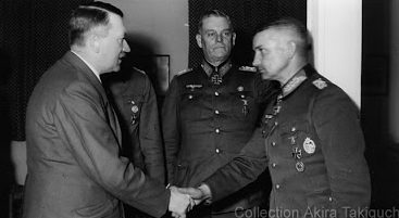 Вальтер Модель и Адольф Гитлер. 1944 г.