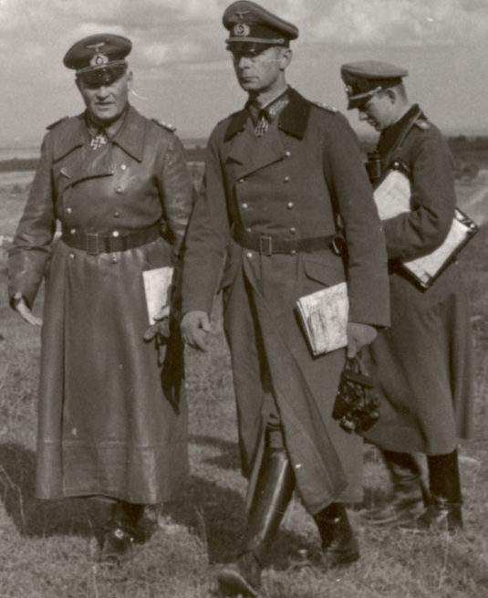 Георг Рейнгардт и Эрих Гёпнер на Восточном фронте. 1944 г. 