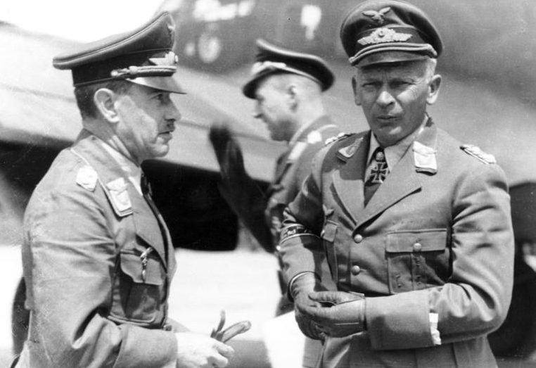Александер Лёр и Вольфрам фон Рихтгофен на Восточном фронт. 1942 г.