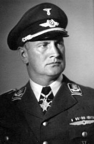 Бруно Лёрцер. Генерал-полковник.