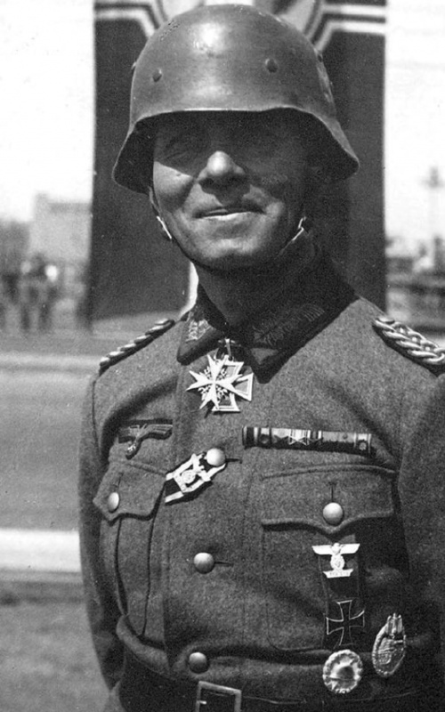 Эрвин Роммель в Париже. 1940 г.