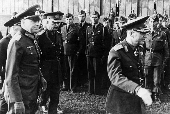 Эвальд Клейст, Ион Антонеску и Пантази Константин. Украина. 1942 г.