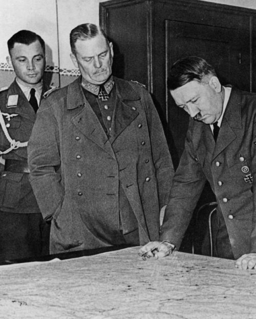 Вильгельм Кейтель и Адольф Гитлер. 1940 г.
