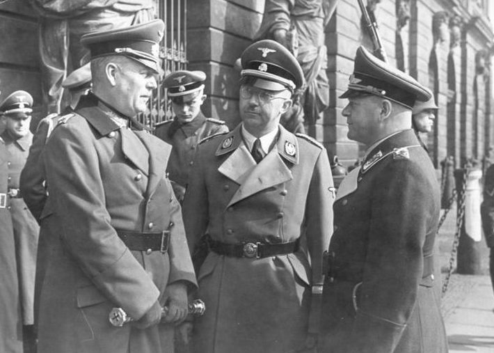 Вильгельм Кейтель, Генрих Гиммлер и Эрхард Мильх. Берлин. 1942 г.