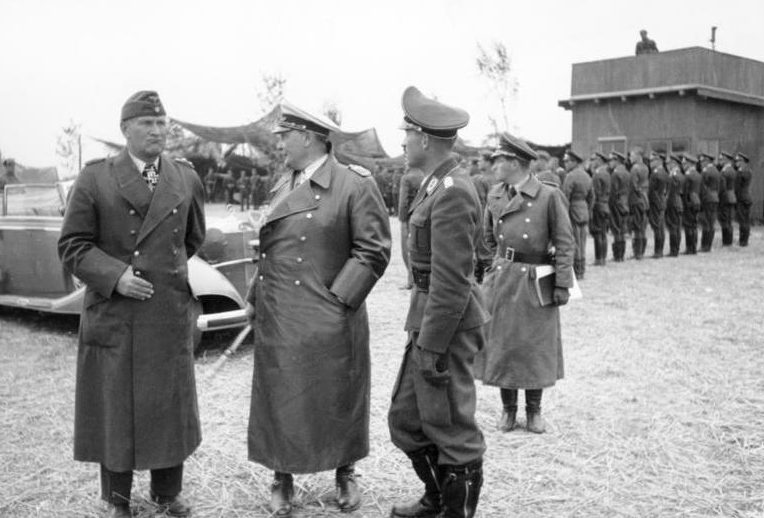Бруно Лёрцер, Герман Геринг и Адольф Галланд. 1941 г.