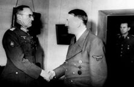 Фердинанд Шернер  и Адольф Гитлер. 1945 г.