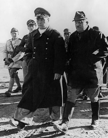 Эрвин Роммель и Уго Кавальеро. Ливия. 1943 г. 