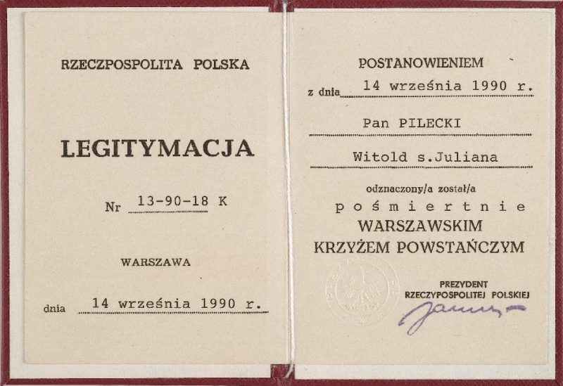 Удостоверение о награждении Крестом Варшавского восстания.
