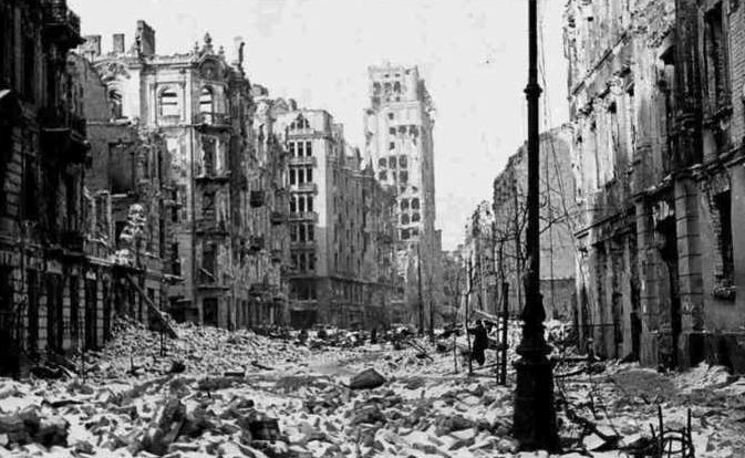 Разрушенный город. 24 сентября 1939 г.