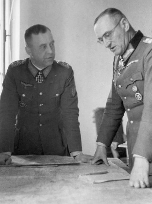 Фердинанд Шернер и Отто Вёлер. 1944 г.