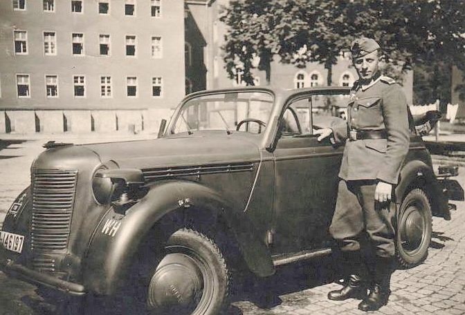 Немецкий офицер. Лето 1942 г.