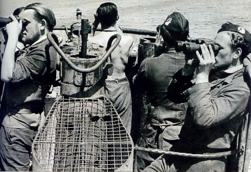 Вахта на мостике на подлодке «U-86». Июль 1941 г. 
