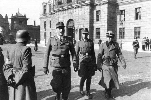Отто Скорцени в Будапеште. 1944 г.