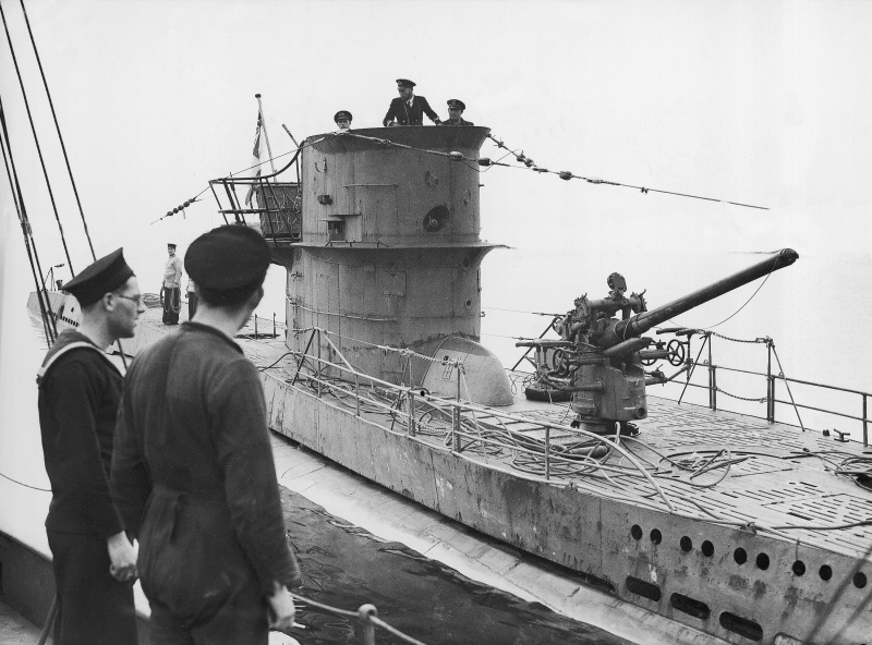 Захваченная британцами подлодка «U-570». Октябрь 1941 г. 
