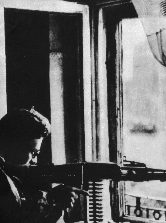 Повстанец с пулеметом. Август 1944 г.