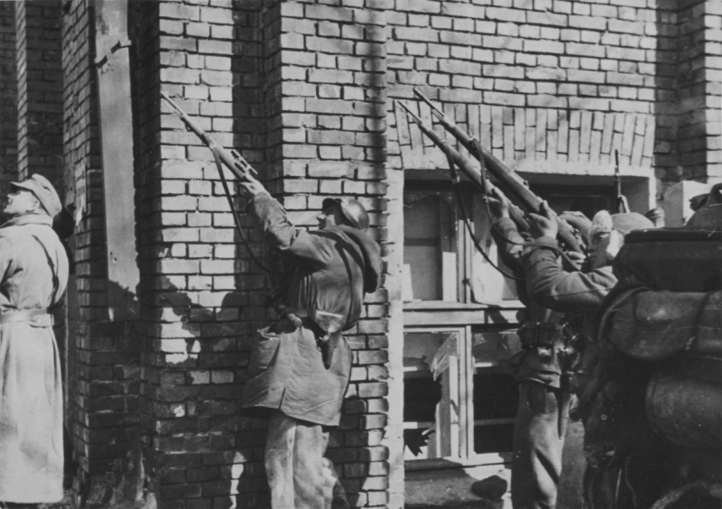 Немцы снова в городе. Март 1943 г.