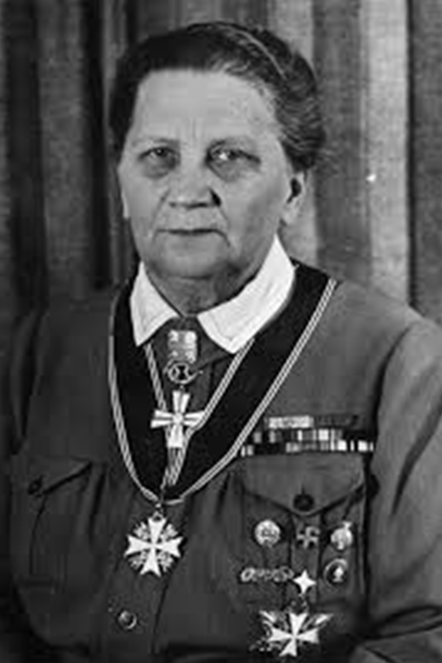Руководитель организации «Lotta Svärd» с 1929 по 1944 год Фанни Луукконен.