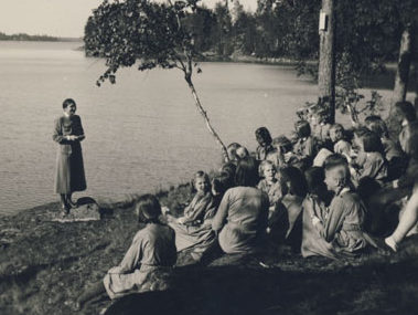 «Лотты» в походе. 1934 г. 