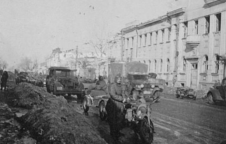 Улица Ленина. Февраль 1942 г.