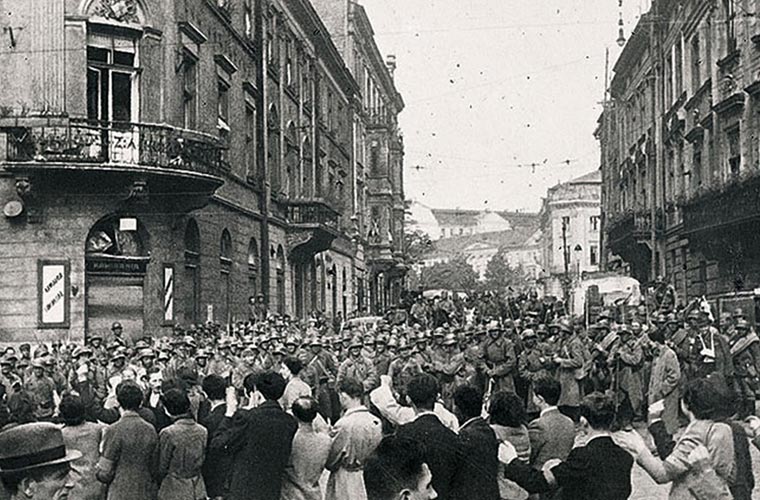 Львовяне встречают Красную Армию. Сентябрь 1939 г.