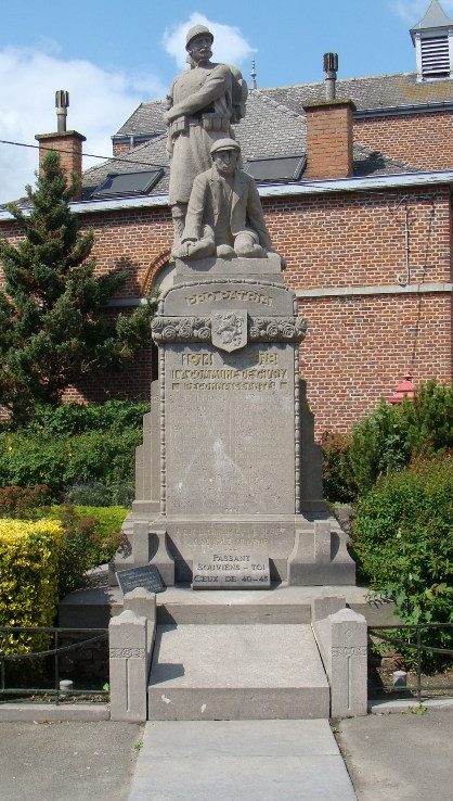 Муниципалитет Givry. Памятник погибшим воинам и жертвам обеих войн.