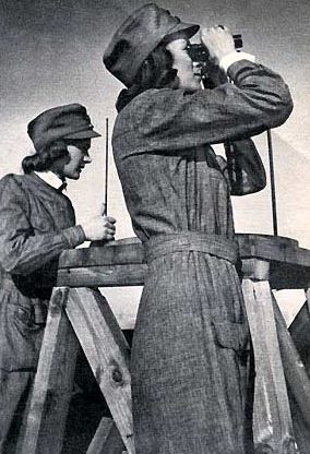 Расчеты ПВО из девушек «Лотты». 1940 г.