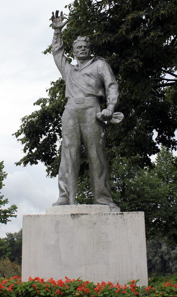 Памятник морякам-балтийцам. 