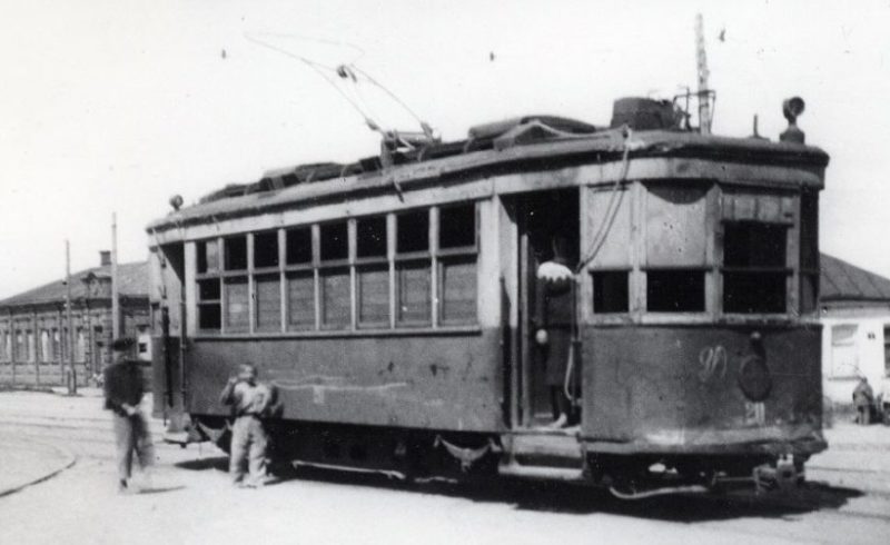 Первый восстановленный трамвай. 1944 г.