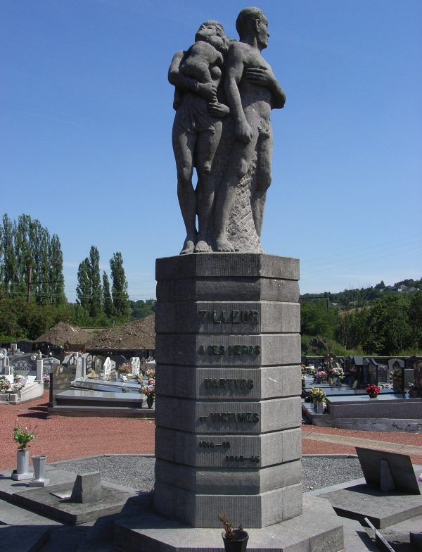 Муниципалитет Tilleur. Памятник в честь героев и жертв обеих войн. Архитектор - Одон Лаллеманд. 