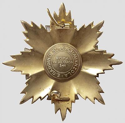 Аверс и реверс Звезды Большого золотого креста Ордена Римского орла с мечами I-го типа.