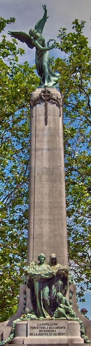 Муниципалитет Verviers. Памятник Победе в обеих войнах. 
