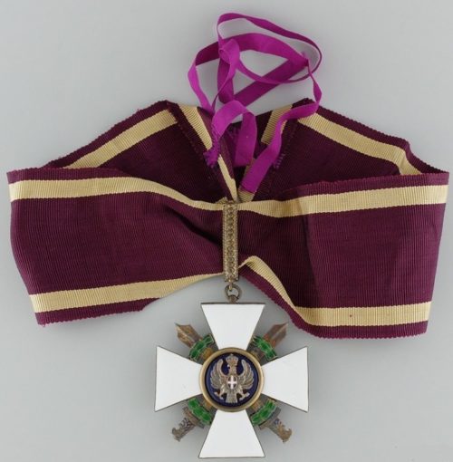 Знак Великий офицер Ордена Римского орла с мечами I-го типа.