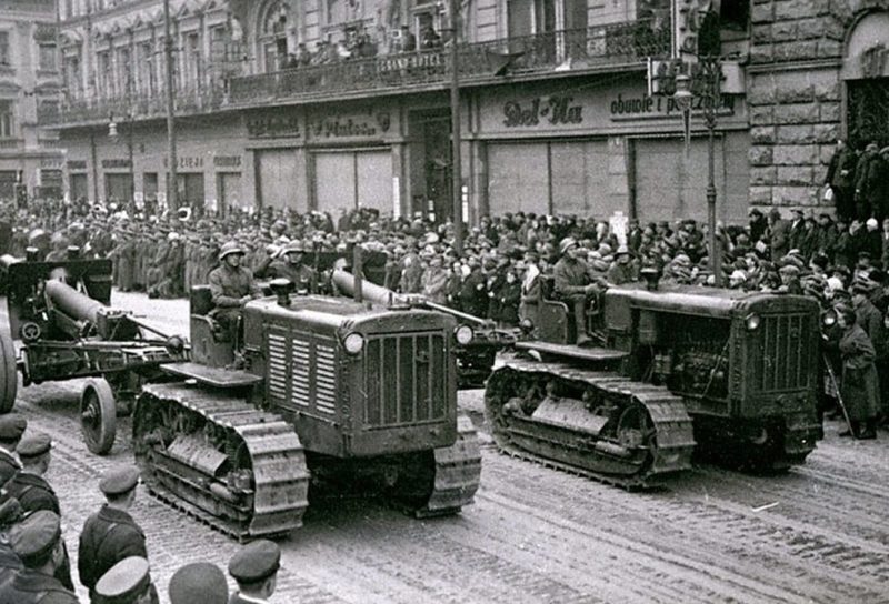 Красная Армия на улицах Львова. Сентябрь 1939 г.