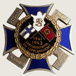Крест Лапландского фронта с черной эмалью и датой «1941-1943» в нижней части.
