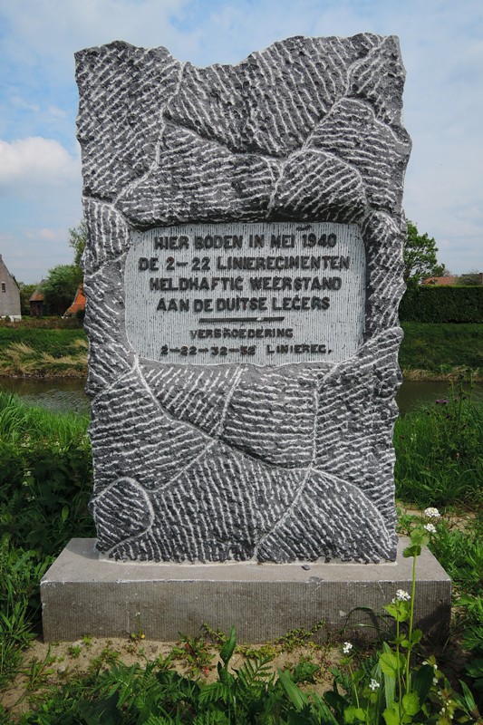 Муниципалитет Зомергем. Памятный знак на месте боев 2-го и 22-го полков в мае 1940 года.