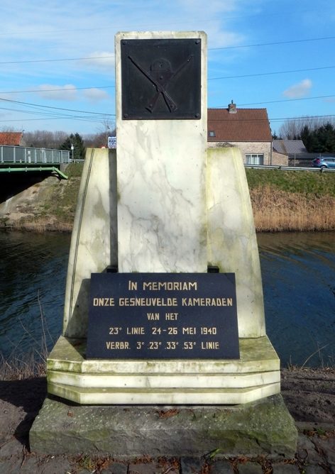 Муниципалитет Зомергем. Памятник павшим воинам 23-го линейного полка в мае 1940 года.
