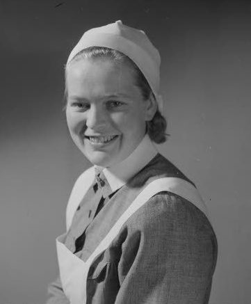 «Лотты» в госпитале. 1943 г. 