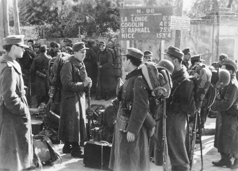 Легионеры Армянского легиона вермахта, прибывшие для укрепления обороны побережья Средиземного моря во Франции. Февраль 1944 г. 