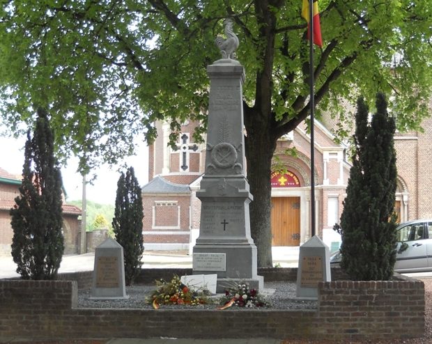 Муниципалитет Эбен-Эмаэль. Памятник погибшим и бойцам обеих войн.