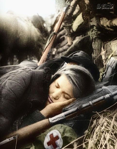 «Лотты-медики» на фронте. 1944 г. 