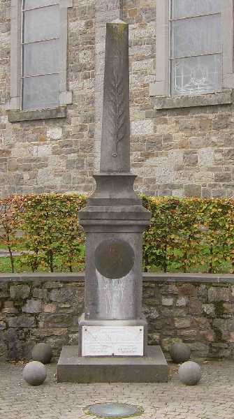 г. Вилер-Сен-Гертруда (Villers-sainte-gertrude). Военный мемориал обеих войн.