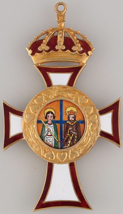 Аверс и реверс знака цепи ордена Святых Георгия и Константина.