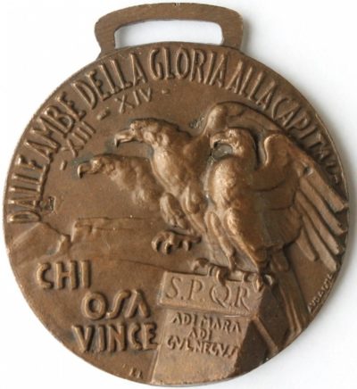 Аверс и реверс бронзовой памятной медали 104-го легиона «Santorre Santarosa».