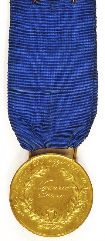 Аверс и реверс золотой медали «За воинскую доблесть» (Medaglia d'oro al valor militare). Королевство.