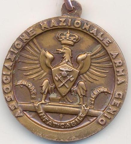 Аверс и реверс памятной медали сбора союза военных инженеров во Флоренции в 1936 году.