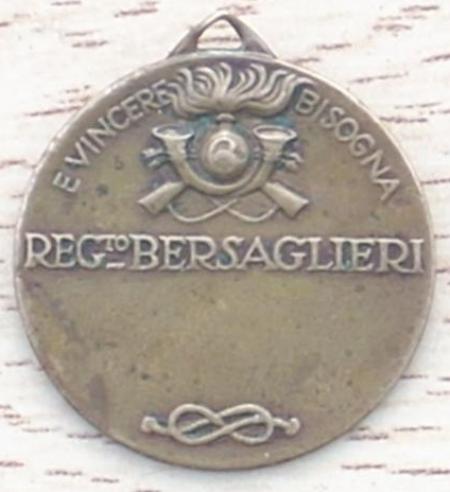 Аверс и реверс памятной медали 6-го барсельерского полка.