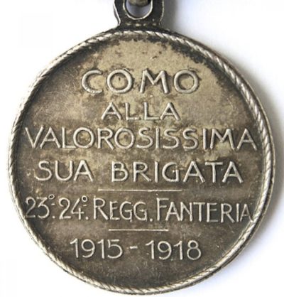 Аверс и реверс памятной медали пехотной бригады «Como».