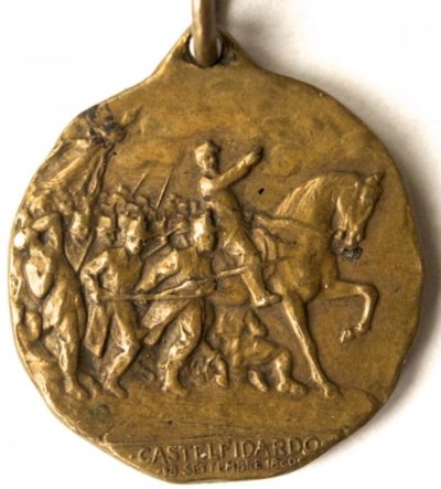 Аверс и реверс памятной медали 10-го пехотного полка бригады «Regina».