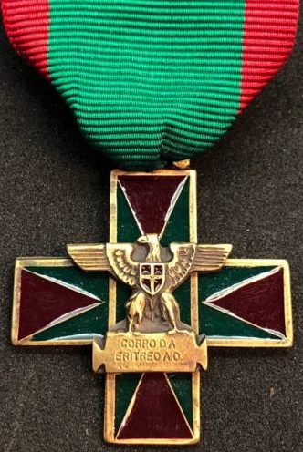 Аверс и реверс памятного креста эритрейского корпуса.