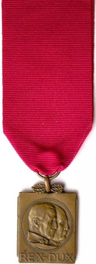 Аверс и реверс памятной медали 34-го пехотного полка «Livorno». 